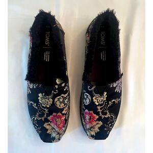 Tom’s Alpargata Black Floral Brocade Slip-On Women size 9